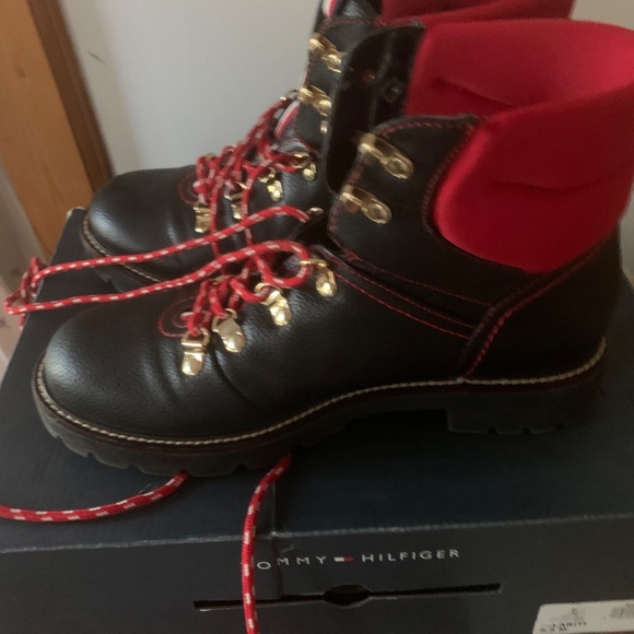 Designer boots - Picture 3 of 9